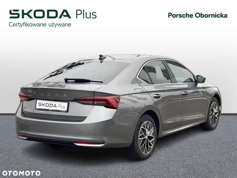 Skoda Octavia 2.0 TDI Selection DSG - 3