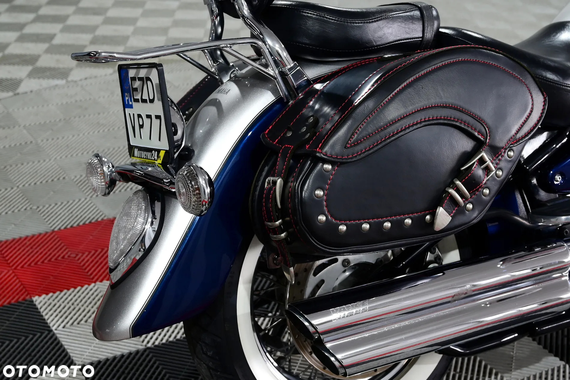 Yamaha Road Star - 17