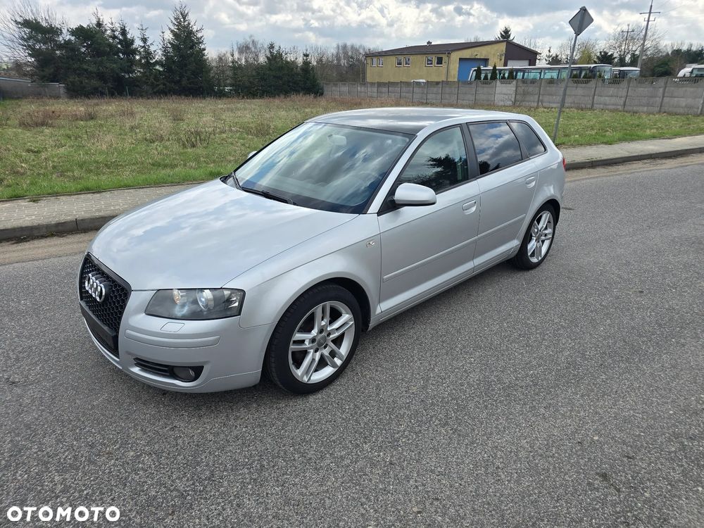 Audi A3 Sportback - 1