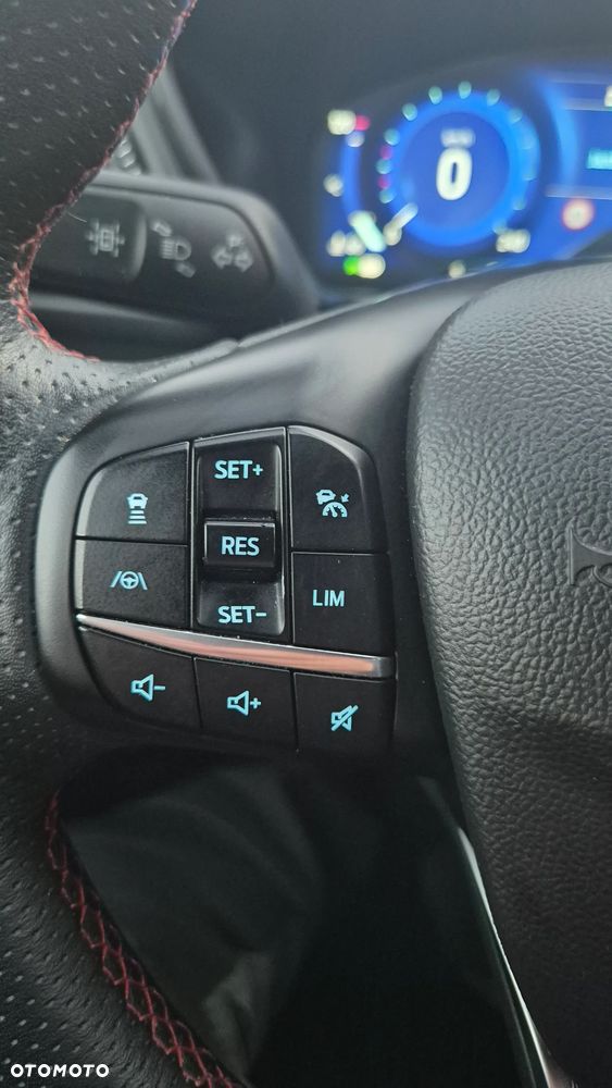 Ford Kuga 2.5P PHEV FWD ST-Line - 21