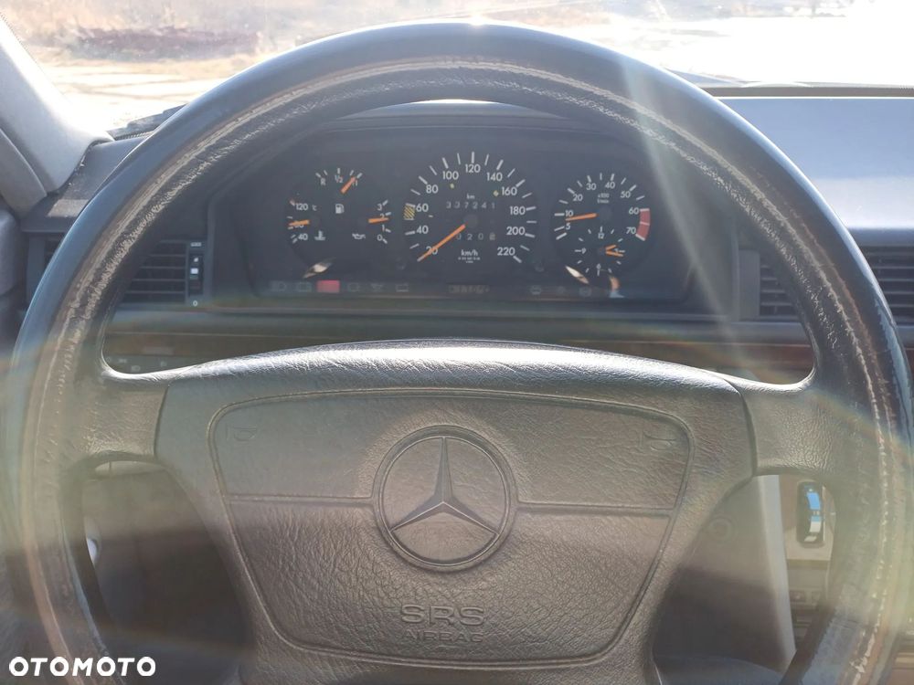 Mercedes-Benz W124 (1984-1993) - 7