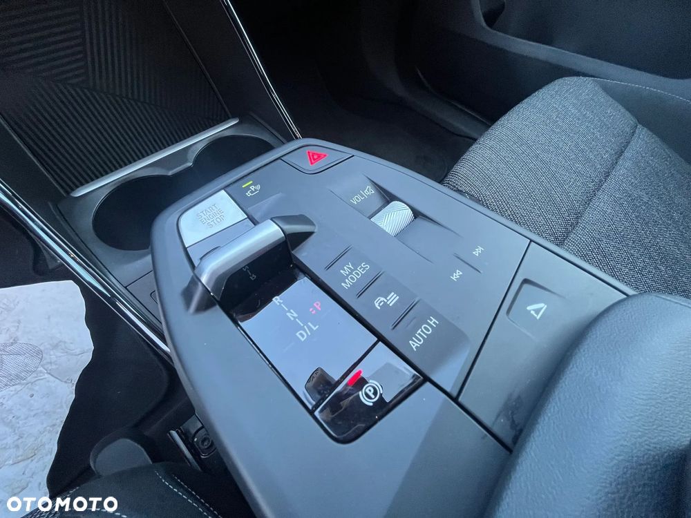 BMW X1 sDrive18d - 12