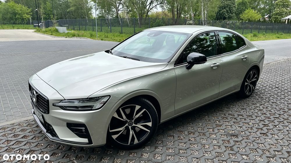 Volvo S60 B5 B R-Design - 2