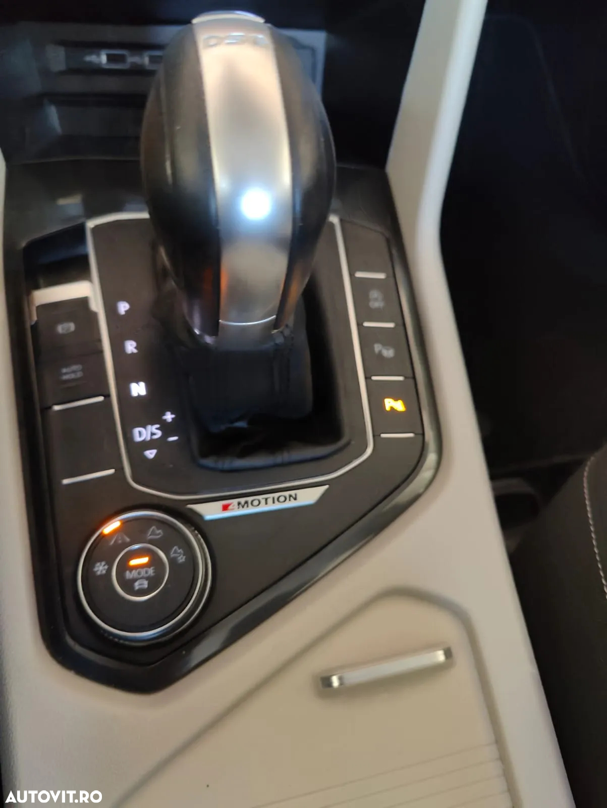 Volkswagen Tiguan 2.0 TDI 4Mot DSG Comfortline - 25