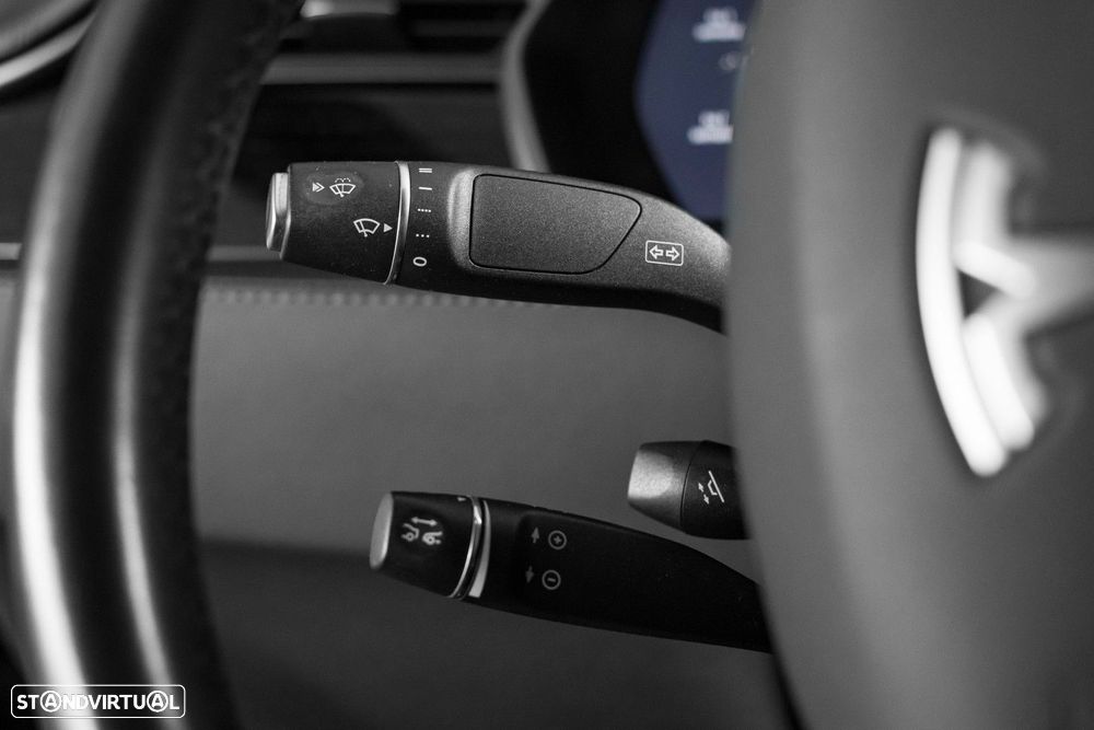 Tesla Model S 75D - 33