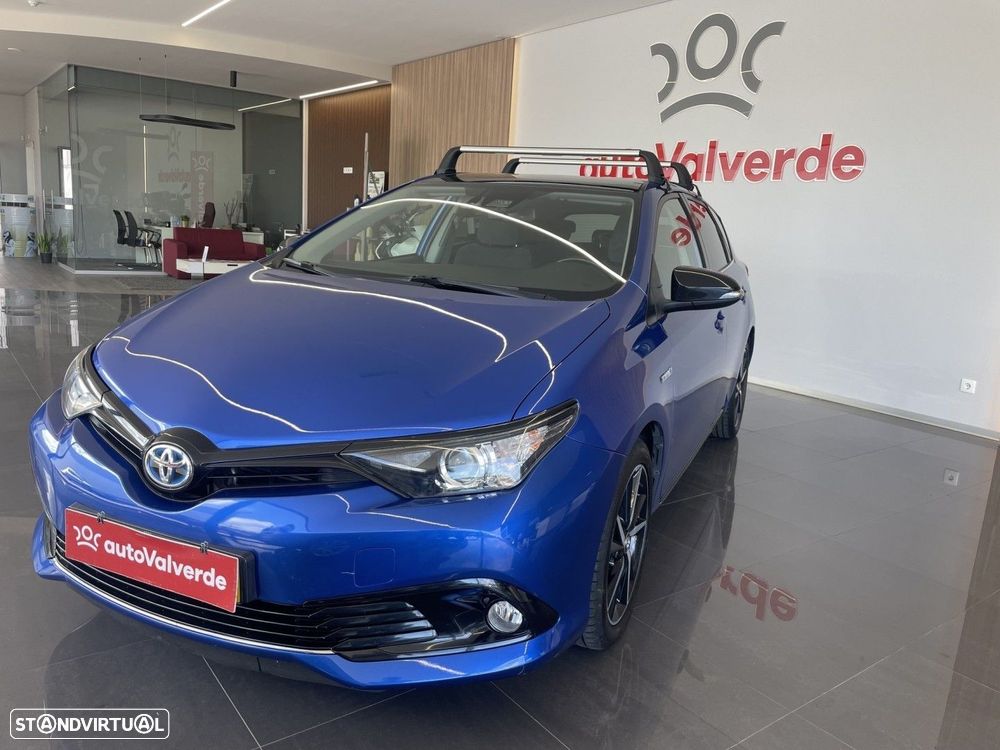 Toyota Auris 1.8 HSD Comfort +P.Techno+P.Sport - 1