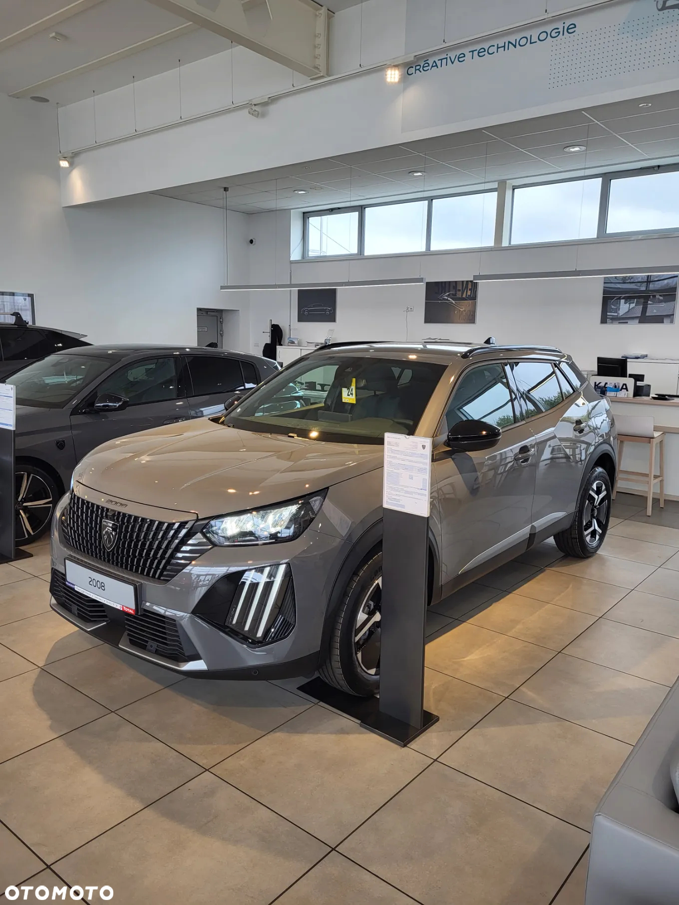Peugeot 2008 1.2 PureTech Allure S&S EAT8 - 2