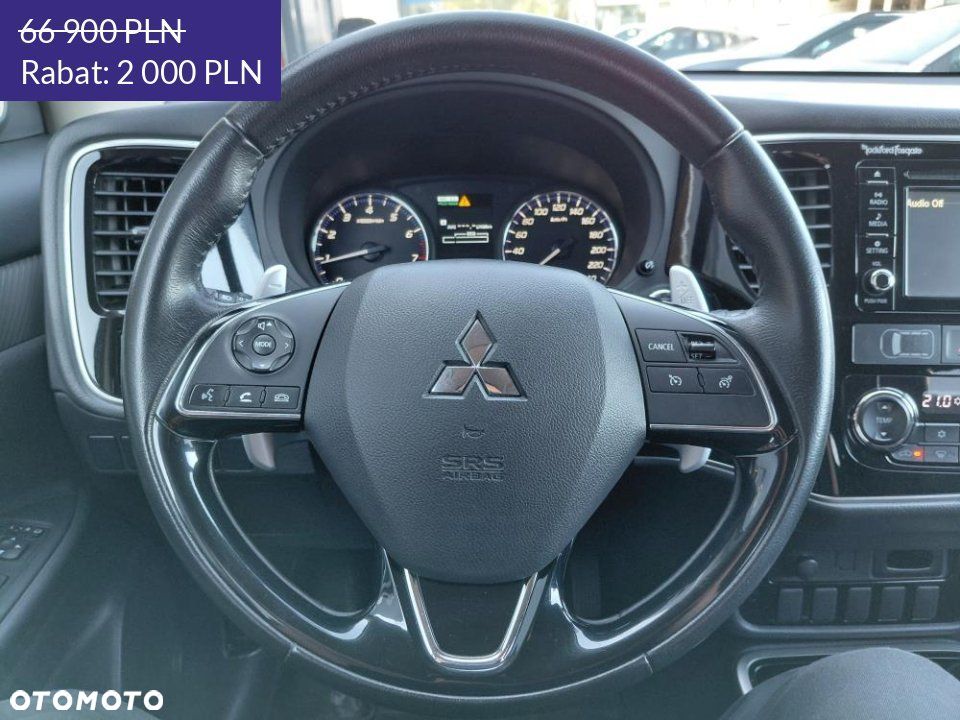 Mitsubishi Outlander - 23