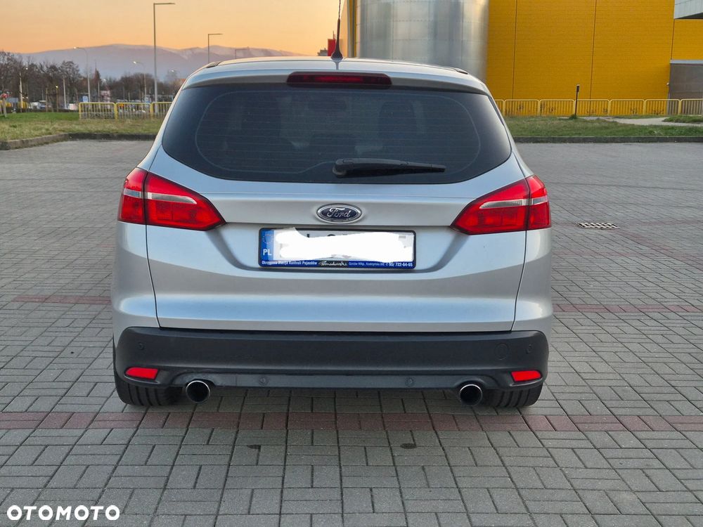 Ford Focus 1.5 EcoBoost Red Edition ASS - 3