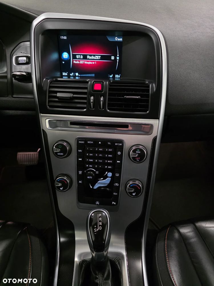 Volvo XC 60 D3 Geartronic Ocean Race - 12