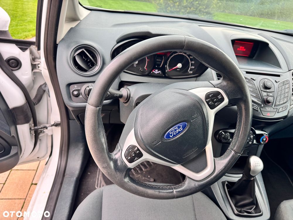 Ford Fiesta 1.4 TDCi Ambiente - 15