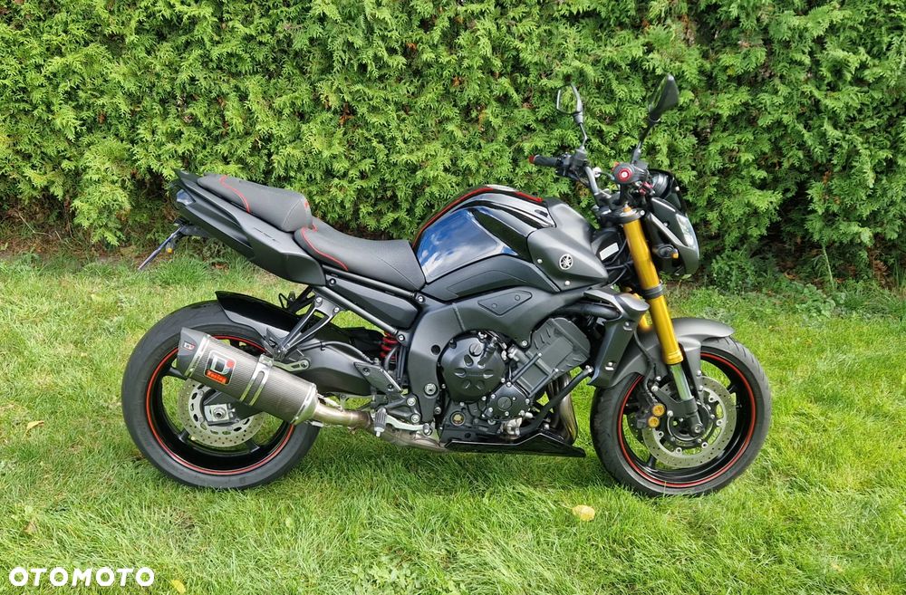 Yamaha FZ8