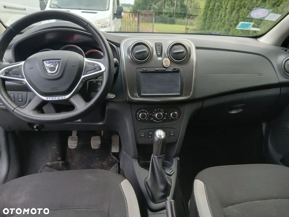 Dacia Sandero Stepway - 10