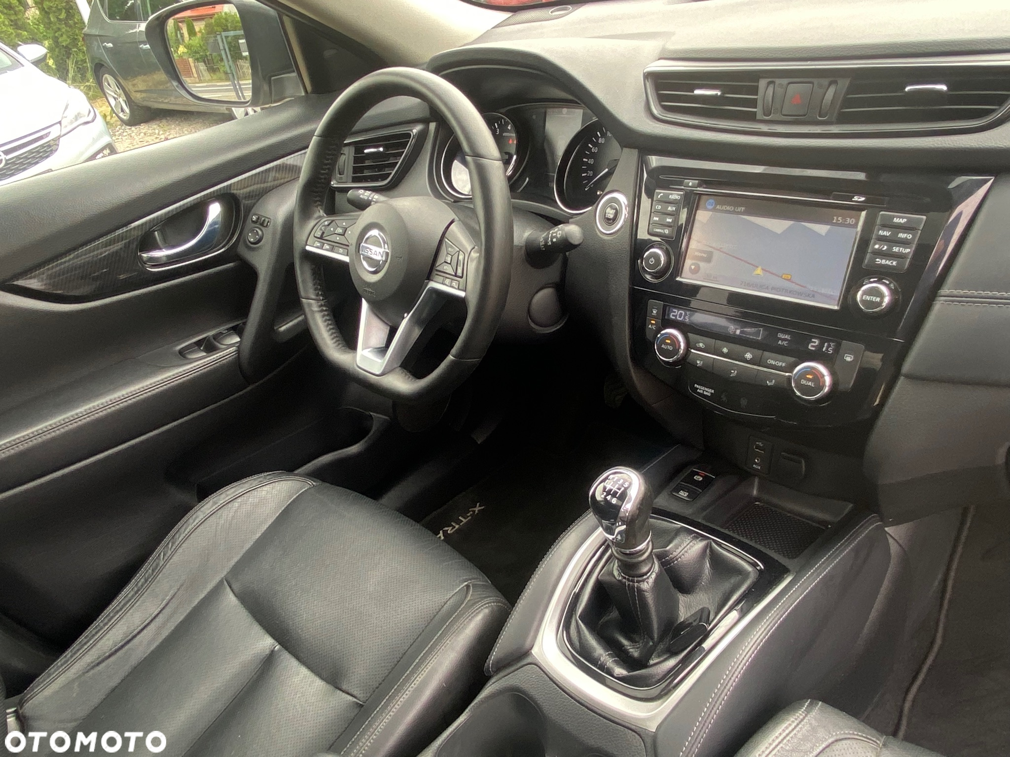 Nissan X-Trail 1.6 DIG-T Tekna 2WD - 25