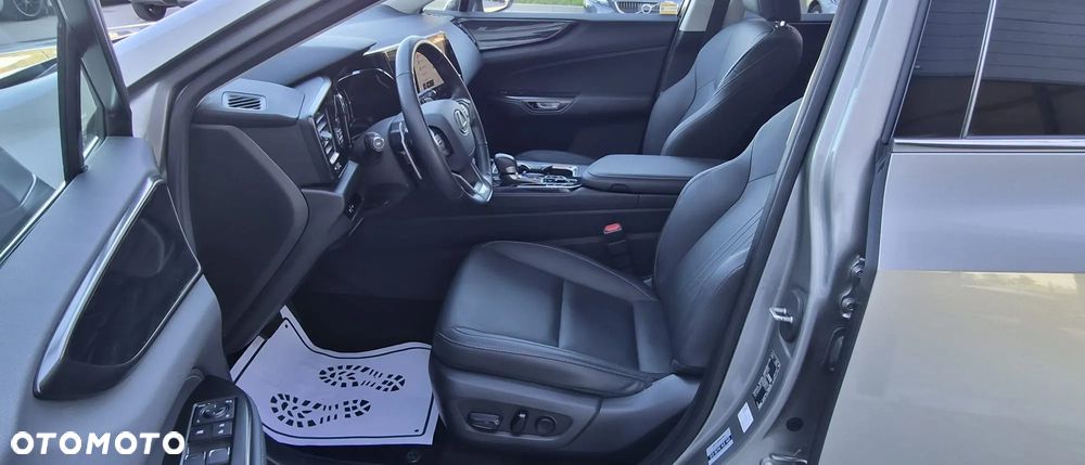 Lexus NX 350h Prestige AWD - 29