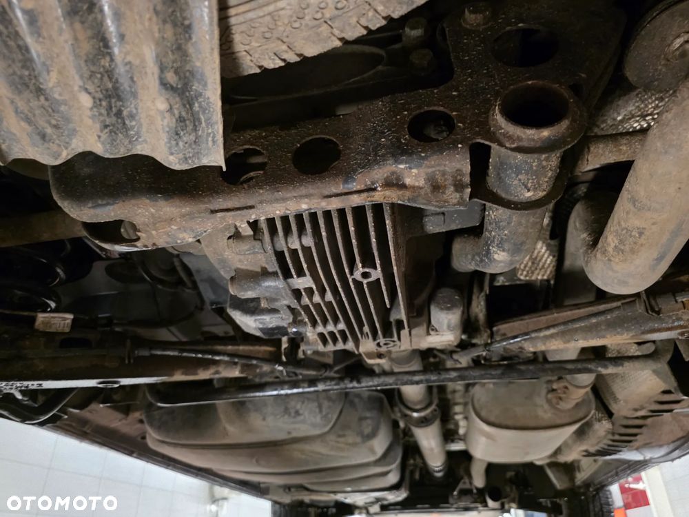 Volkswagen Caravelle L1 4Motion - 22