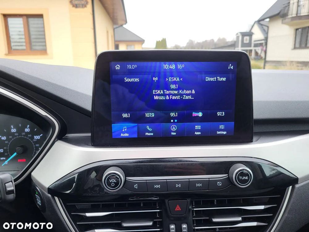 Ford Kuga - 26