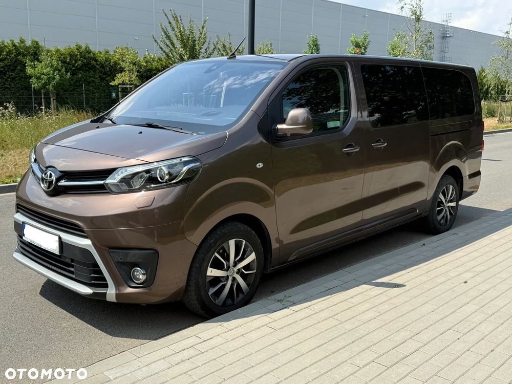 Toyota ProAce Kombi D-4D Long 2,8t - 3