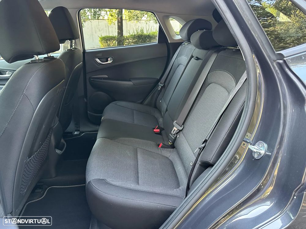 Hyundai Kauai EV 64 kWh Premium+P.Premium - 28