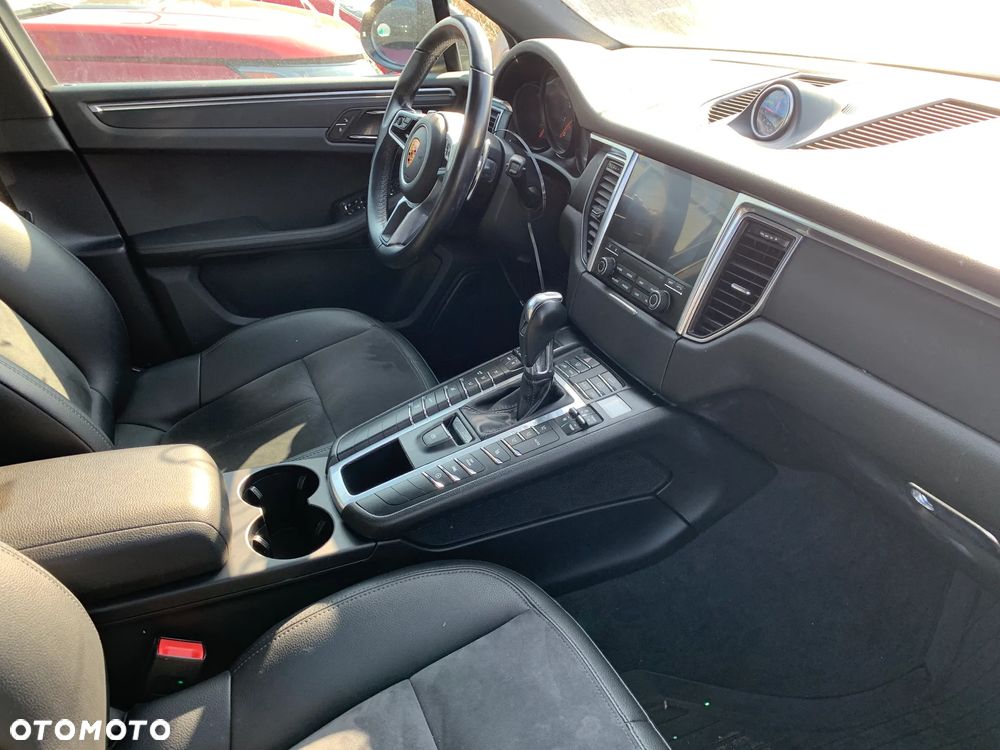 Porsche Macan PDK - 16