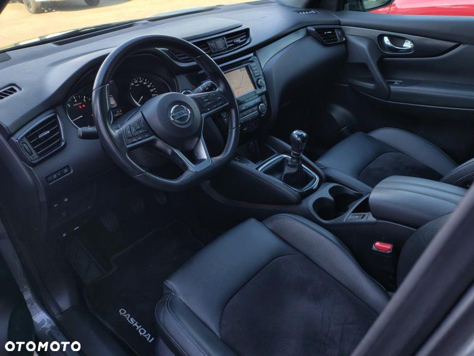 Nissan Qashqai - 11