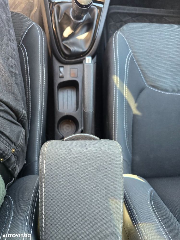 Renault Clio - 19