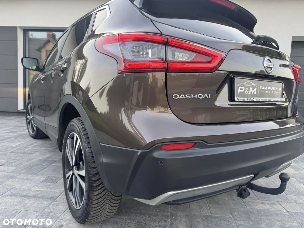 Nissan Qashqai 1.3 DIG-T N-Connecta - 30