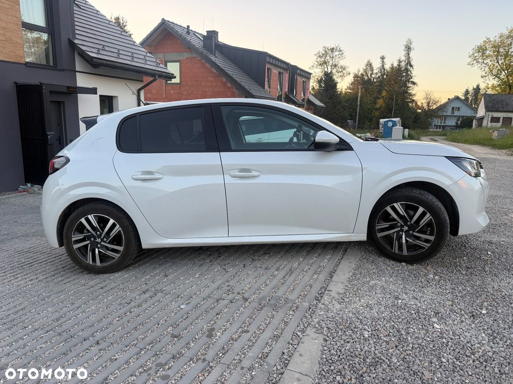 Peugeot 208 1.2 PureTech Allure Pack S&S EAT8 - 6