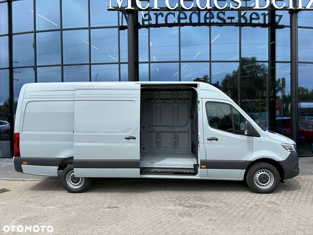 Mercedes-Benz Sprinter - 6