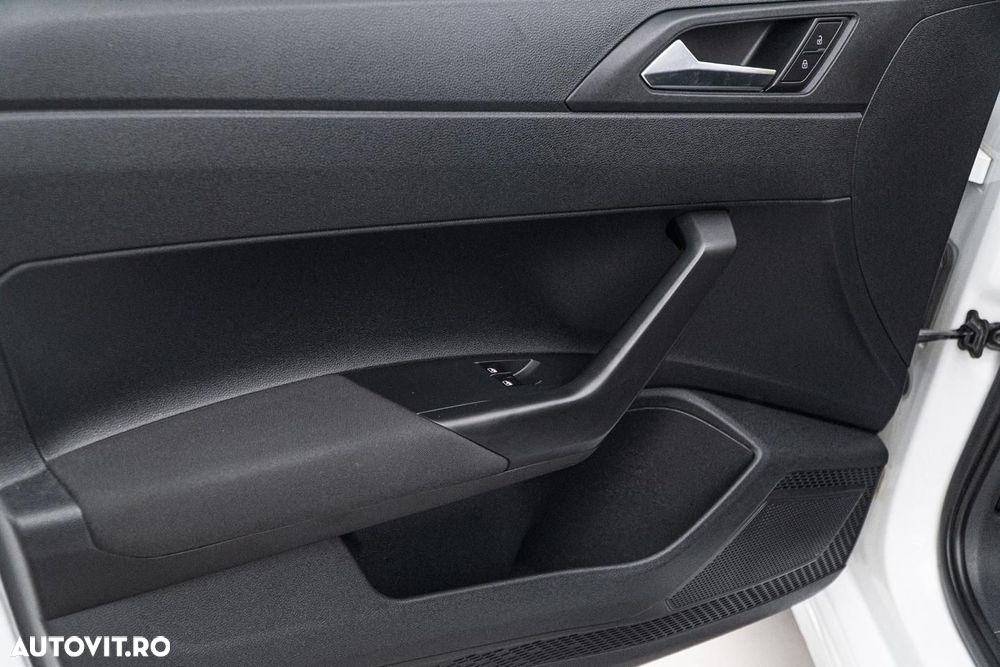 Volkswagen Polo 1.0 Comfortline - 26