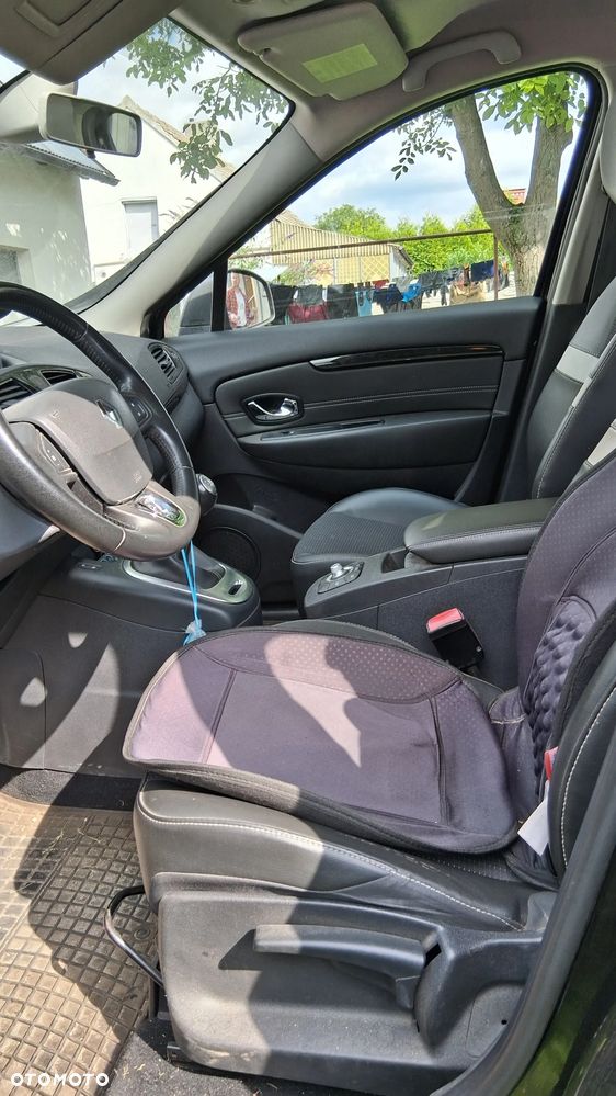Renault Scenic - 8
