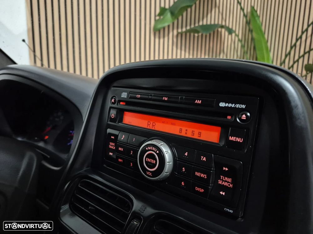 Nissan Pick Up D22 2.5 - 5 LUGARES - 2010 | GARANTIA | NACIONAL - 26