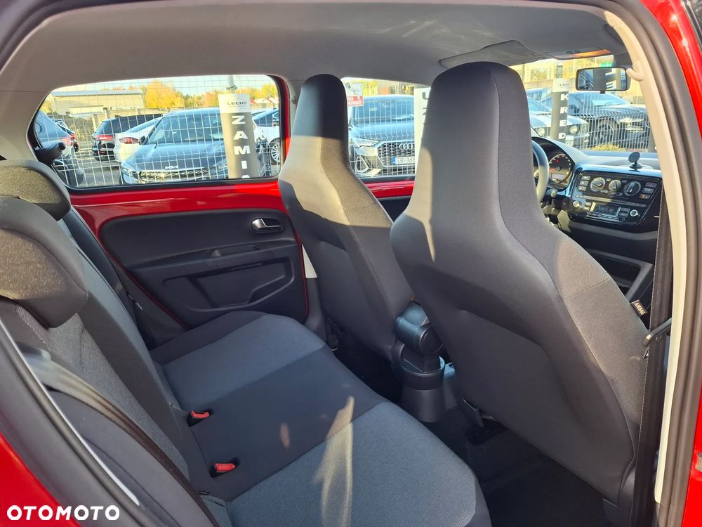 Volkswagen up! - 37