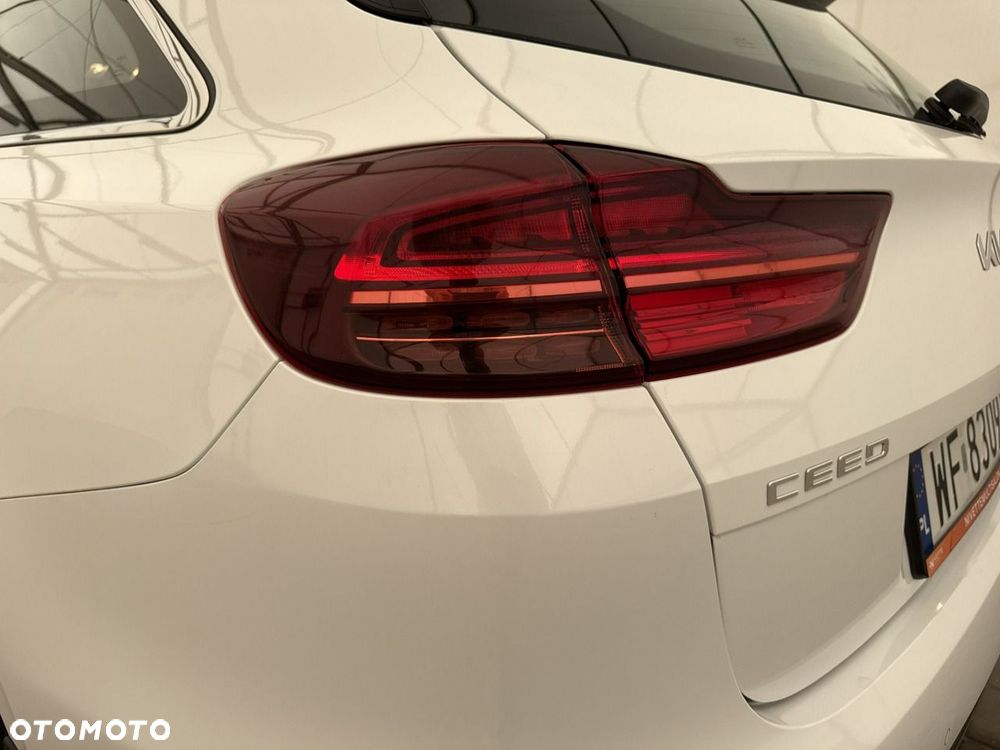 Kia Ceed - 30