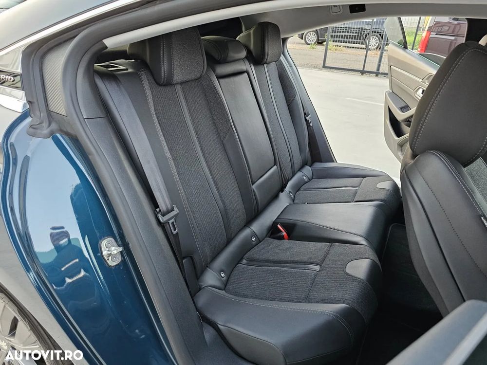 Peugeot 508 Plug-In Hybrid 225 e-EAT8 Allure Pack - 16