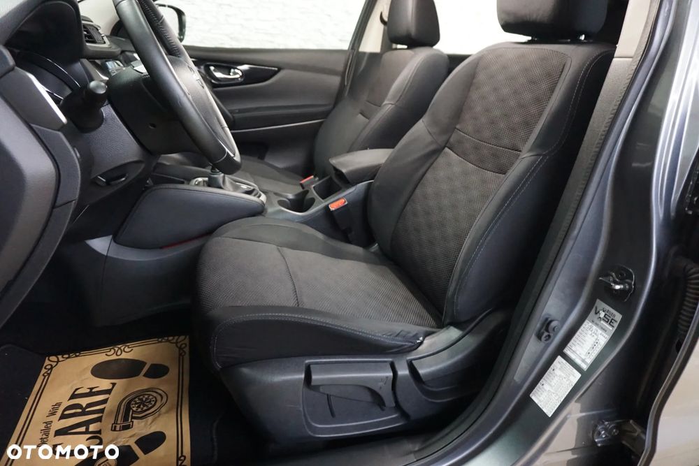 Nissan Qashqai 1.5 dCi DPF acenta - 22