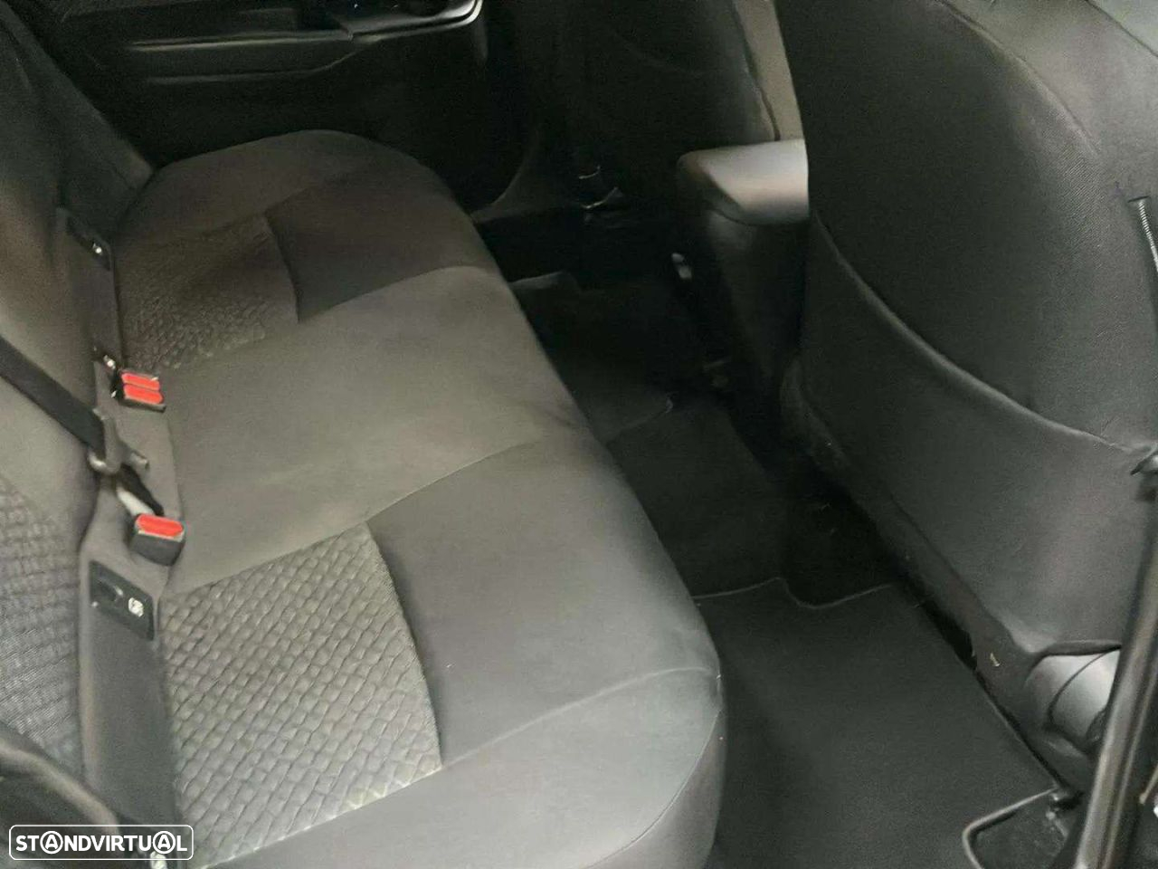 Toyota C-HR 1.8 Hybrid Exclusive - 17