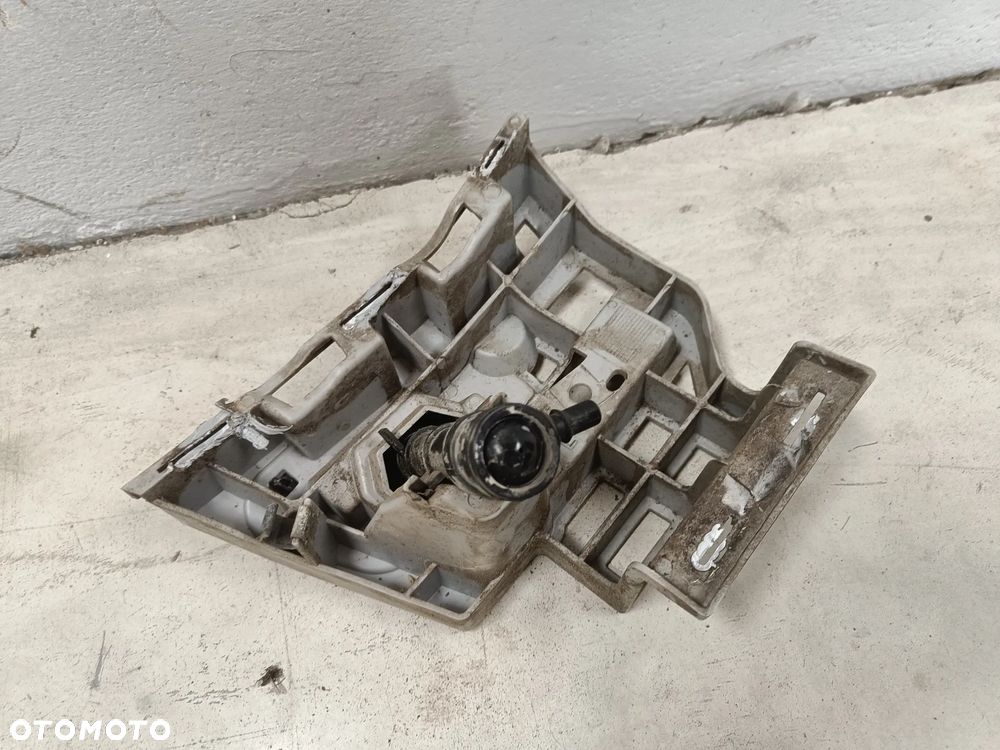 Spryskiwacz Lampy Lewej Skoda Octavia 3 III Uchwyt Lewy 5E0955965 Dysza Reflektora Lewa - 6