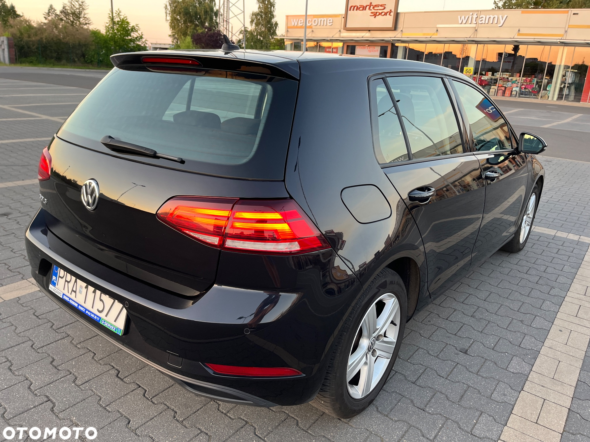 Volkswagen Golf VII 1.6 TDI BMT Trendline - 36