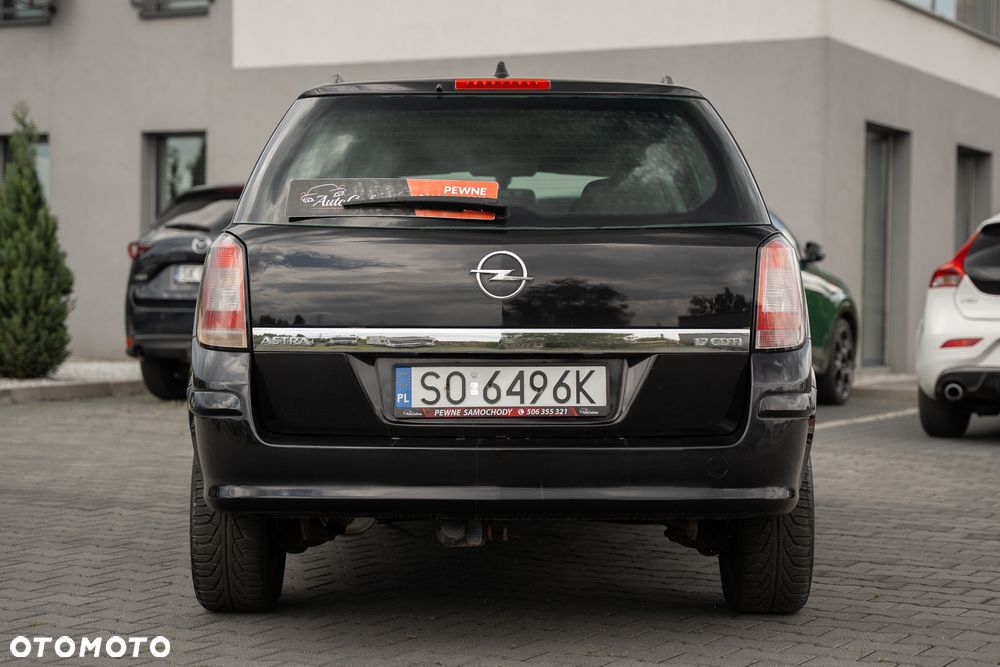 Opel Astra 1.7 CDTI Essentia - 19