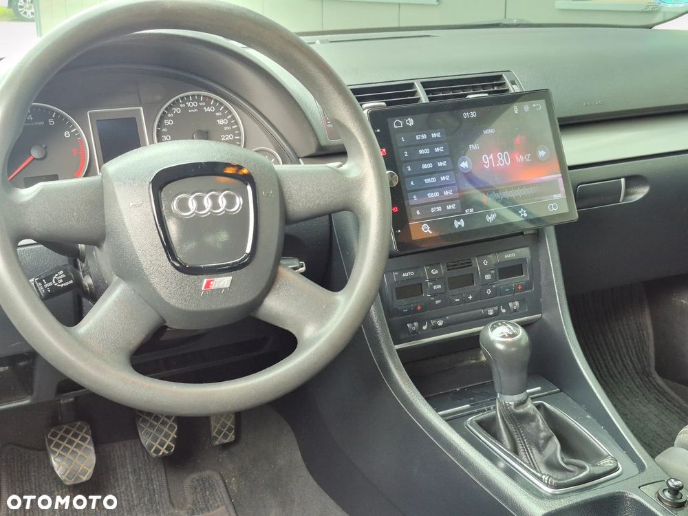 Audi A4 Limousine 1.6 - 8