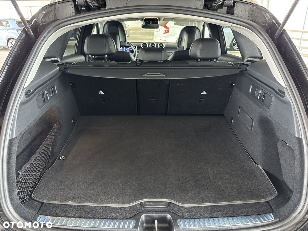 Mercedes-Benz GLC - 26