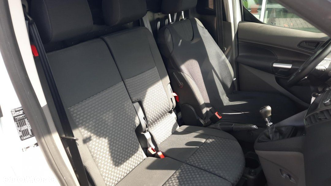 Ford Transit Connect - 14