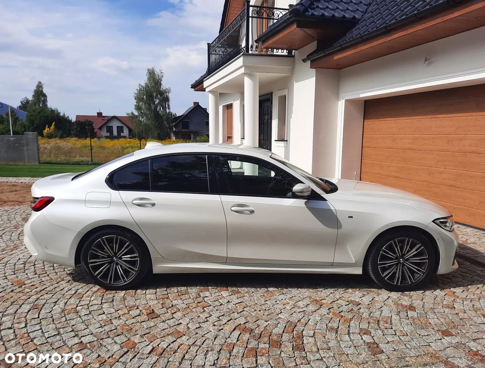 BMW Seria 3 320d xDrive M Sport sport - 8