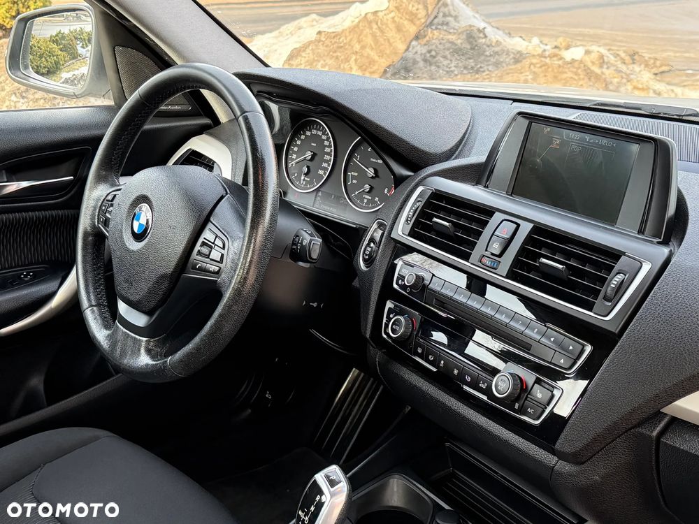 BMW Seria 1 118d - 22