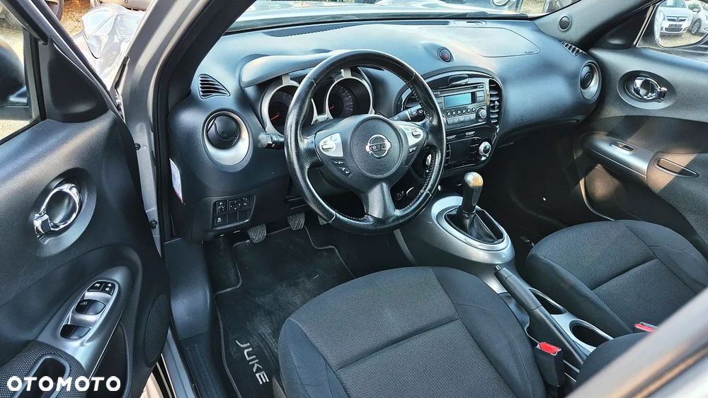 Nissan Juke 1.6 Visia - 31