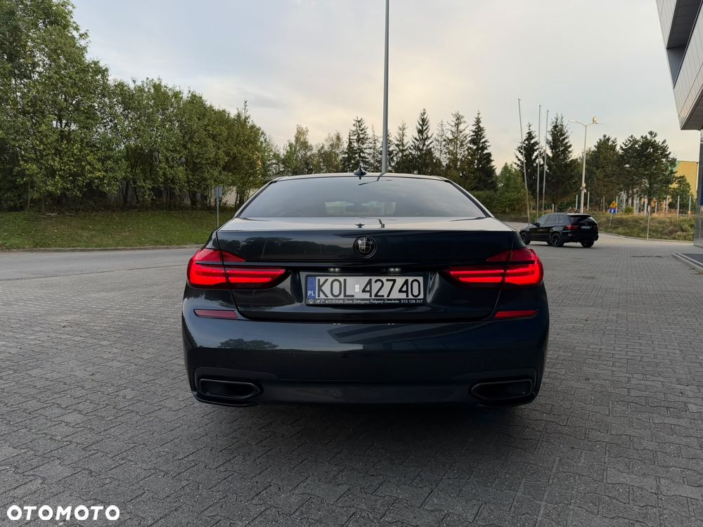 BMW Seria 7 730d xDrive - 9
