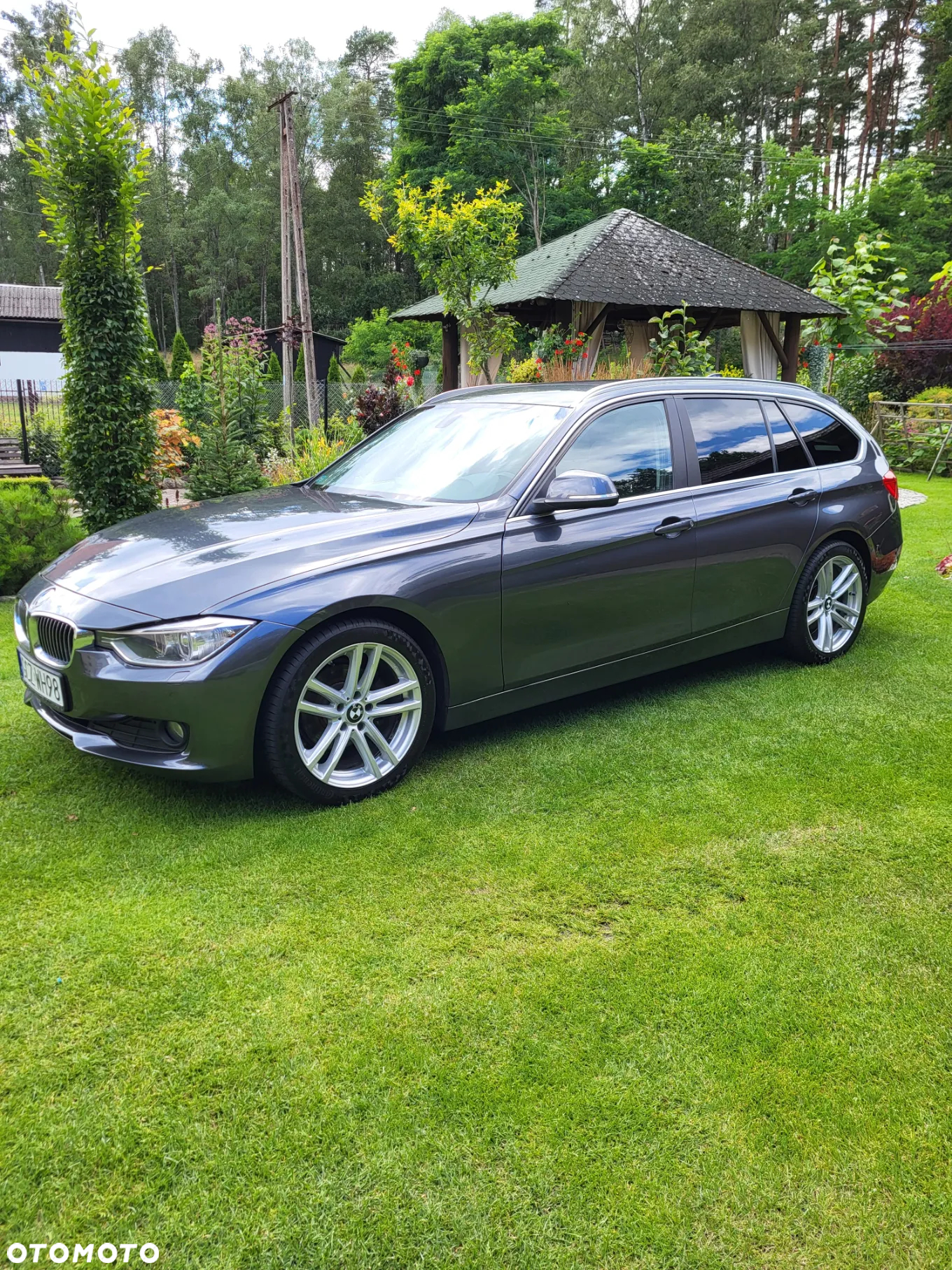 BMW Seria 3 318d Touring - 35
