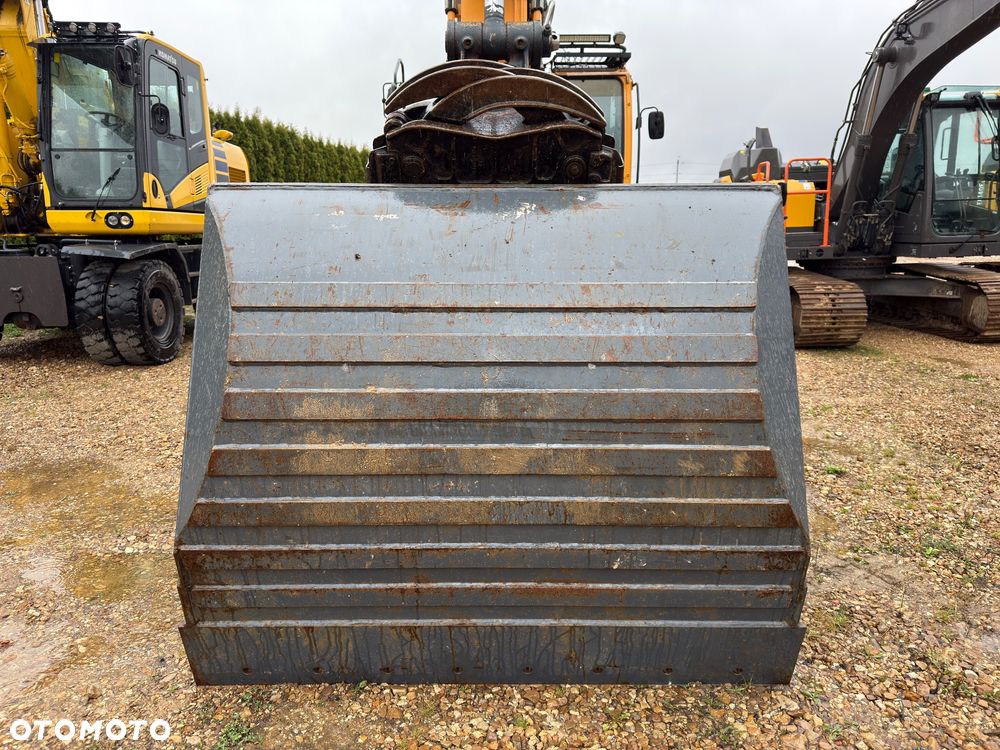 Hyundai HX 235 LCR - 19