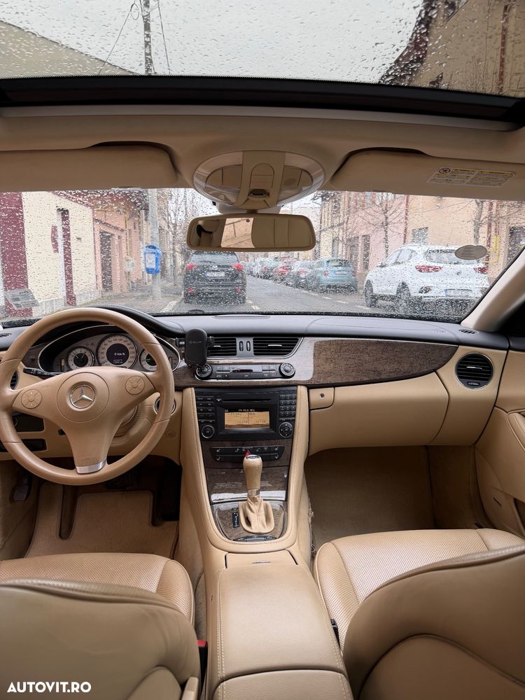 Mercedes-Benz CLS - 8